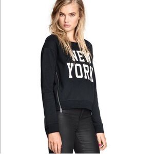 Divided Black New York Sweatshirt Side Zippers Size Small Pullover Crew Neck